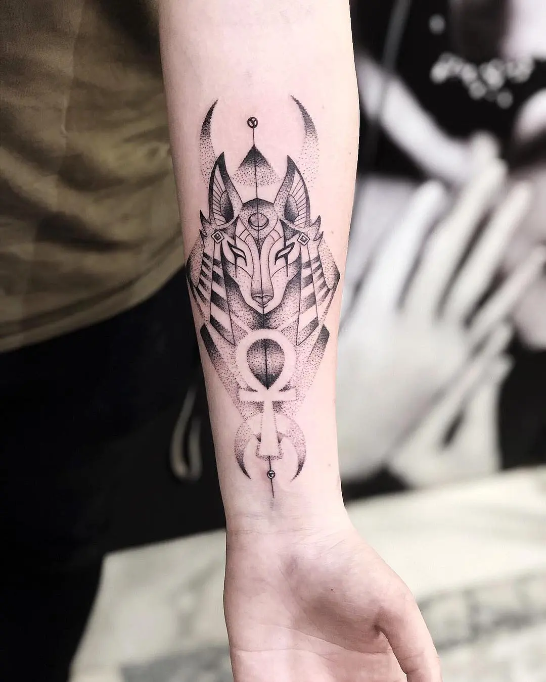 Estilos de tatuajes más comunes 20 Vicio Tattoo 2019.03.06 ¿ Alguien dijo puntillismo • • • vicio tattoo tattoomodel tattooist tatto