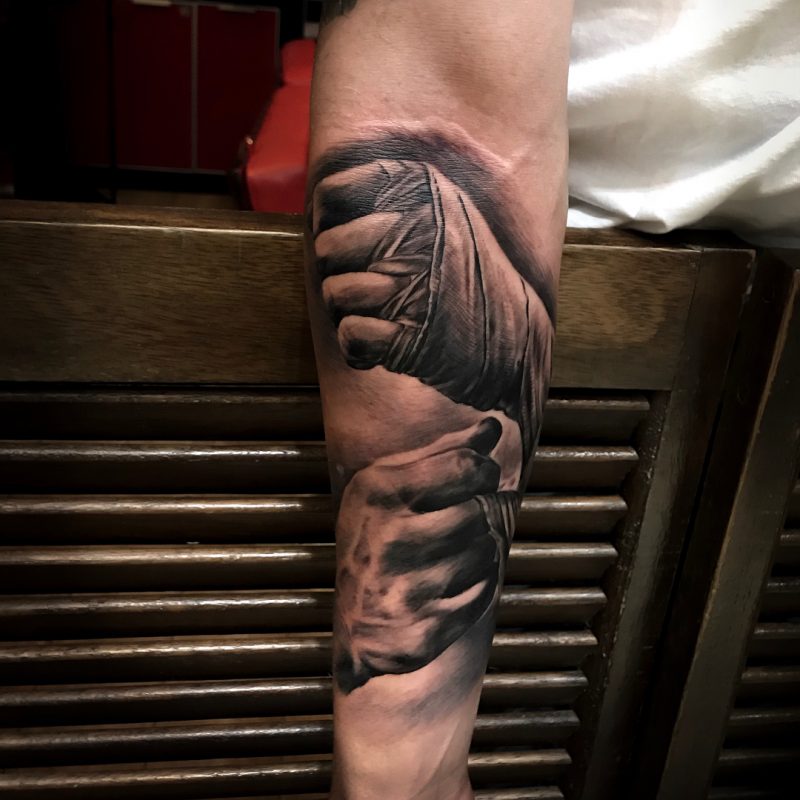 Tatuajes de Artes Marciales Mixtas (MMA) 11 Vendaje de guantes