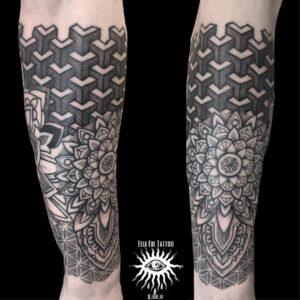 90 Tatuajes Geométricos Interesantes 33 Tatuajes Geométricos