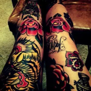 90 Tatuajes de Rosas Que Lucen Genial 91 Tatuajes de Rosas en la pierna