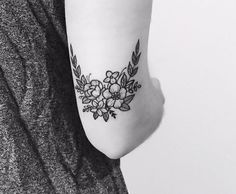 ✓ 90 Tatuajes de Flores Para Mujeres y Hombres
