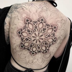 90 Tatuajes Geométricos Interesantes 5 tattoo geometrico