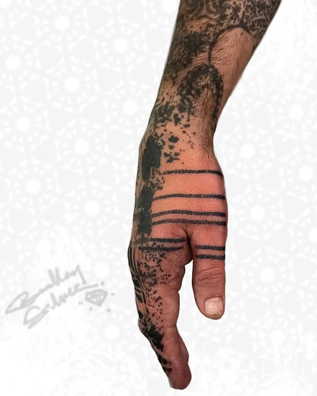 Galerías de Tatuajes Increíbles 20 Bradley Silver 2019.03.07 2 of 2 ҒᎥИᎥᎦᎻᎥиᏀᎢᎾᏌ¢ᎻᎬᏕ • мσƨтℓʏ нɛαℓɛ∂•ғιиɢɛяƨ ғяɛƨн • • • • bradleysilvertattoo