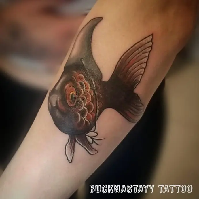 Galerías de Tatuajes Increíbles 22 Brianne Louise 🦊 2019.03.06 Just a little fish trying to swim with the big boys 🐟 had so much fun doing thi