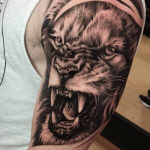 Tatuajes de Leones y Leonas para Rugir con Estilo 1 leon tattoo