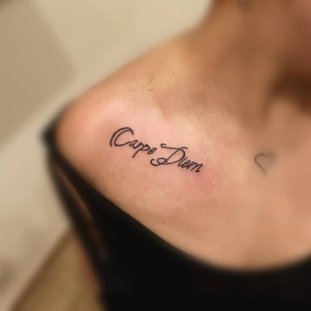 Galerías de Tatuajes Increíbles 4 Espe G 2019.02.23 2 of 3 Lettering Minitattoo Gracias por repetir siempre 💕 . . tattoogirl letteri