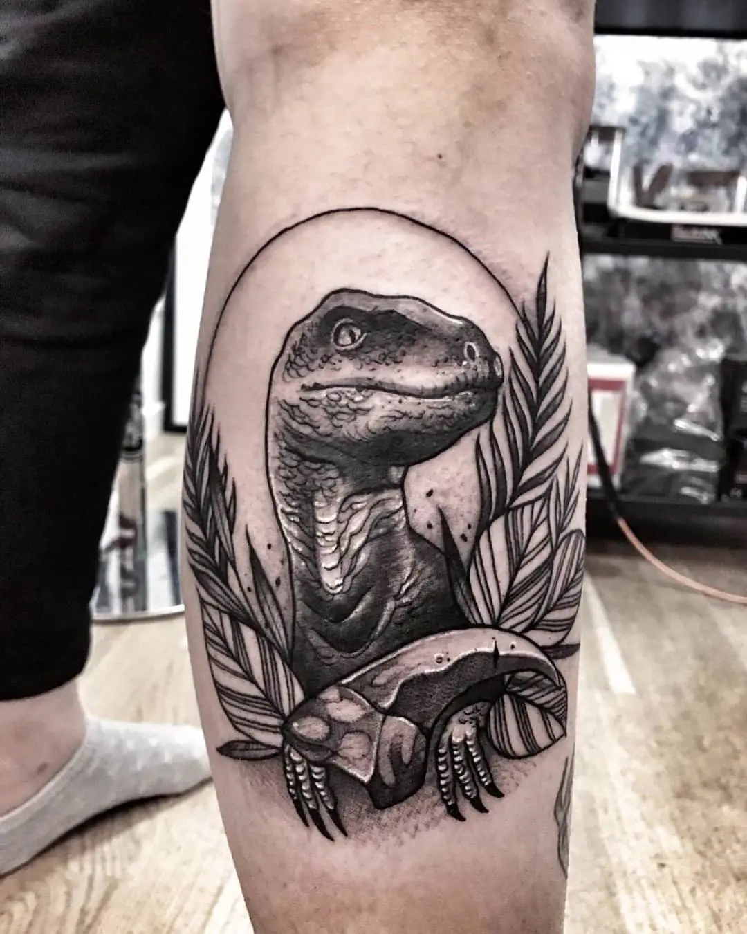 Incredible Tattoo Galleries 32 Evelina 2019.03.21 Valkommen till familjen lilla velociraptor🦖🦕 tror det har ar min favorit 🖤🖤
