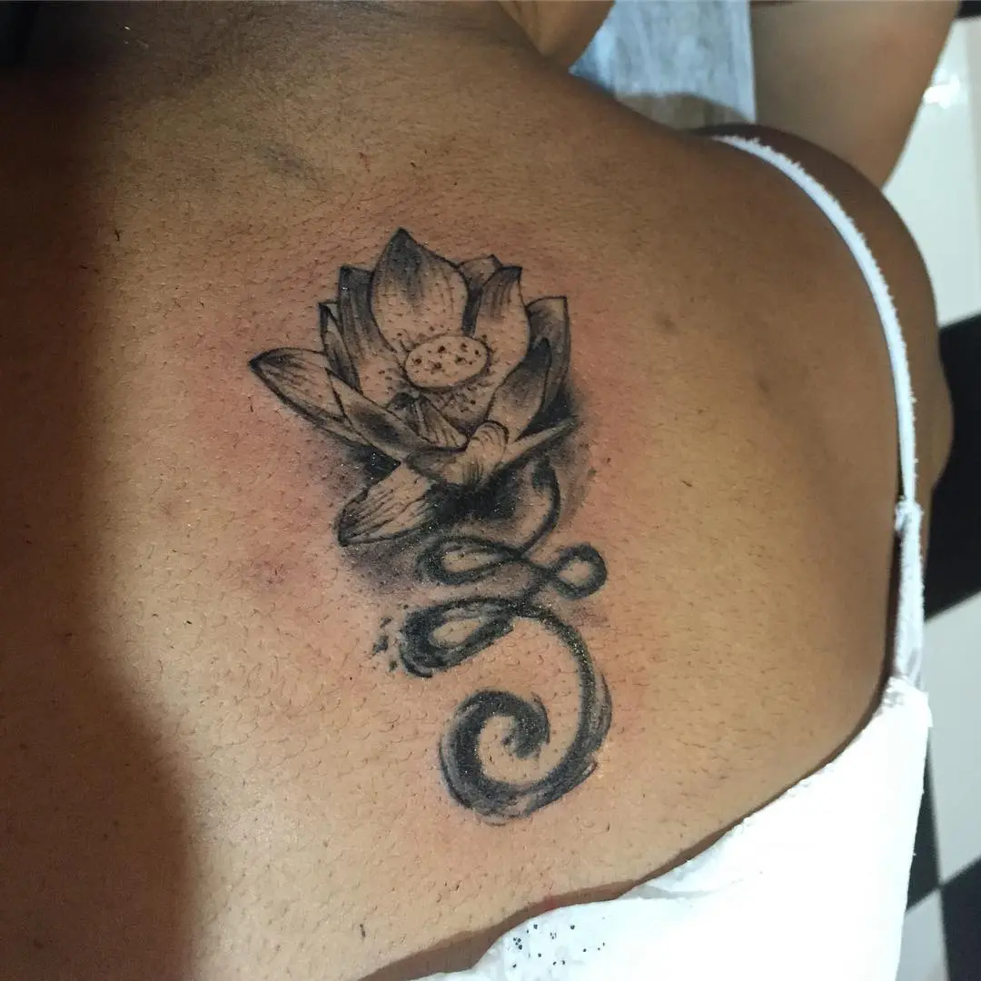 Galerías de Tatuajes Increíbles 7 Fritabug Tattoo 2019.04.22 Lotus ✖️ fritabugtattoo tattoo tattoos art blackwork blckink d