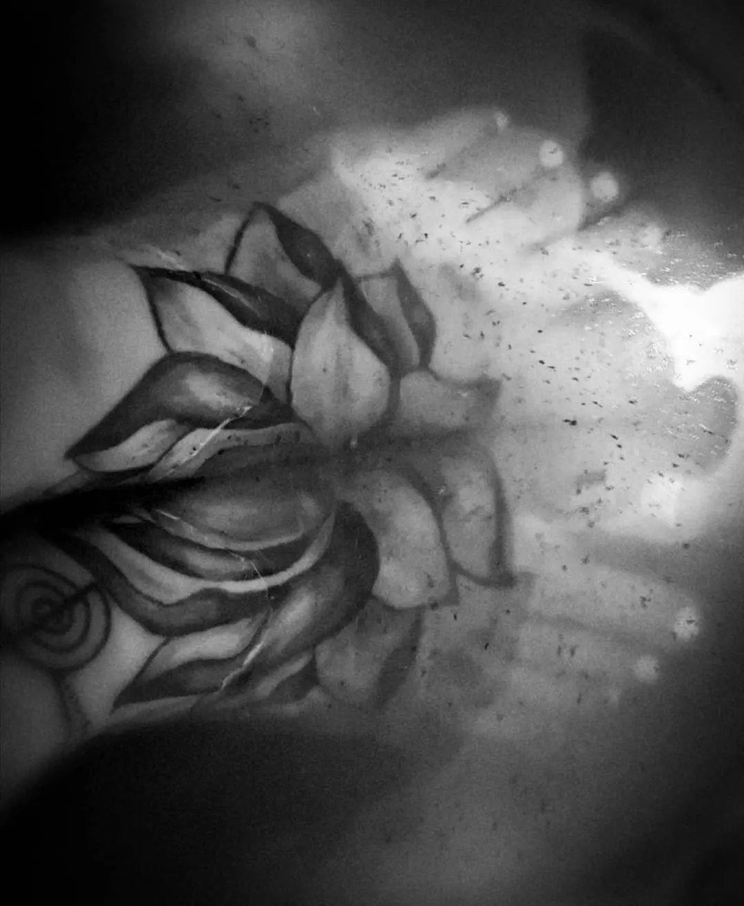 Galerías de Tatuajes Increíbles 9 Gabriele 2019.04.19 Treat urself well💖 lotusflowertattoo lotus lotustattoo loveisintheair❤️ lo