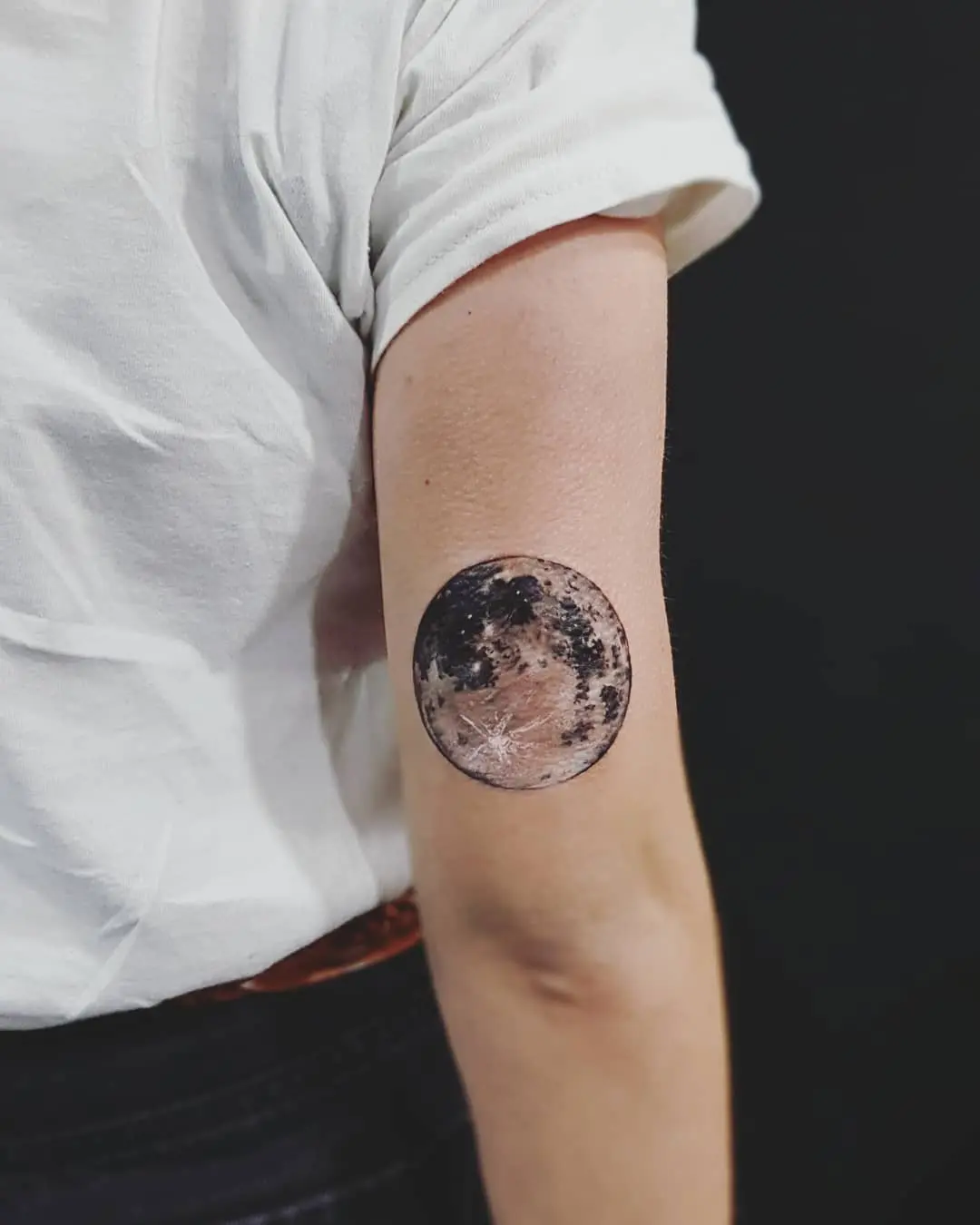 Incredible Tattoo Galleries 31 JujuTattoo studio London 2019.04.25 🖤jujutattoostudio inked moontattoo smalltattoolondon tattoo tinytattoos
