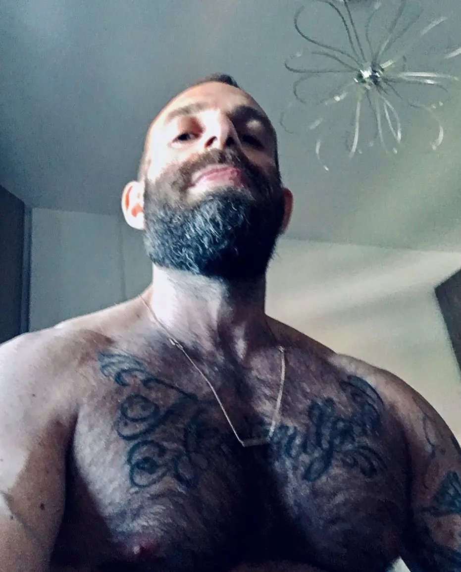 Galerías de Tatuajes Increíbles 11 Lorenzo 🐼 2019.03.21 🐺 woolf muscle musclebeard beardstyle chesttattoo chest picoftheday