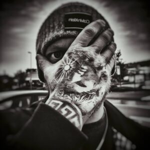 Los salones de tatuajes ven luz al final de la pandemia 1 salones de tatuajes