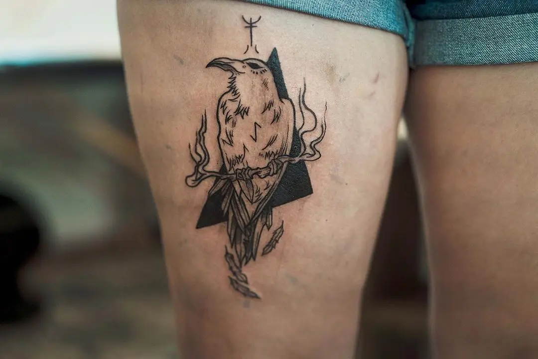 Galerías de Tatuajes Increíbles 6 ◦ ✿ Jonathan Tattooist ✿ ◦ 🌿🌙 2020.08.08 Petit corbeau pour ce week end 🌈✨ . tattoo crow tattooed tattooillustration