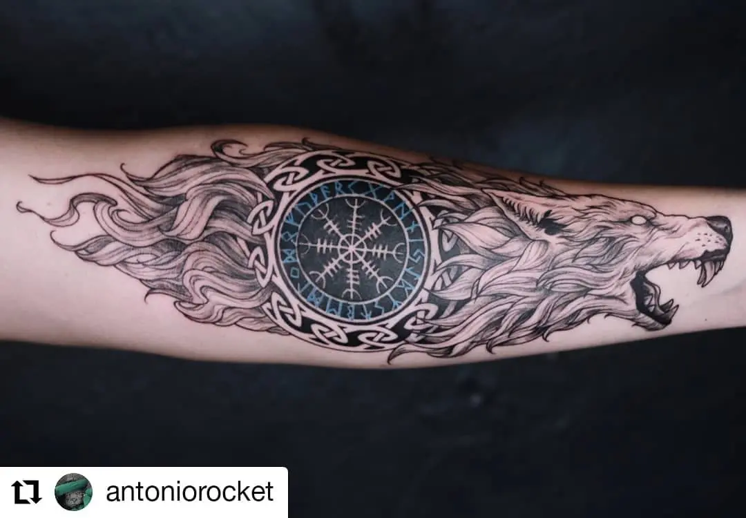 Galerías de Tatuajes Increíbles 9 ✦ M𝖆𝖐𝖊𝖈𝖍 T𝖆𝖙𝖙𝖔𝖔 ✦ 2020.08.07 Fenrir 🔥 . Increíble trabajo realizado por nuestro artista @antoniorocket . 🌿C
