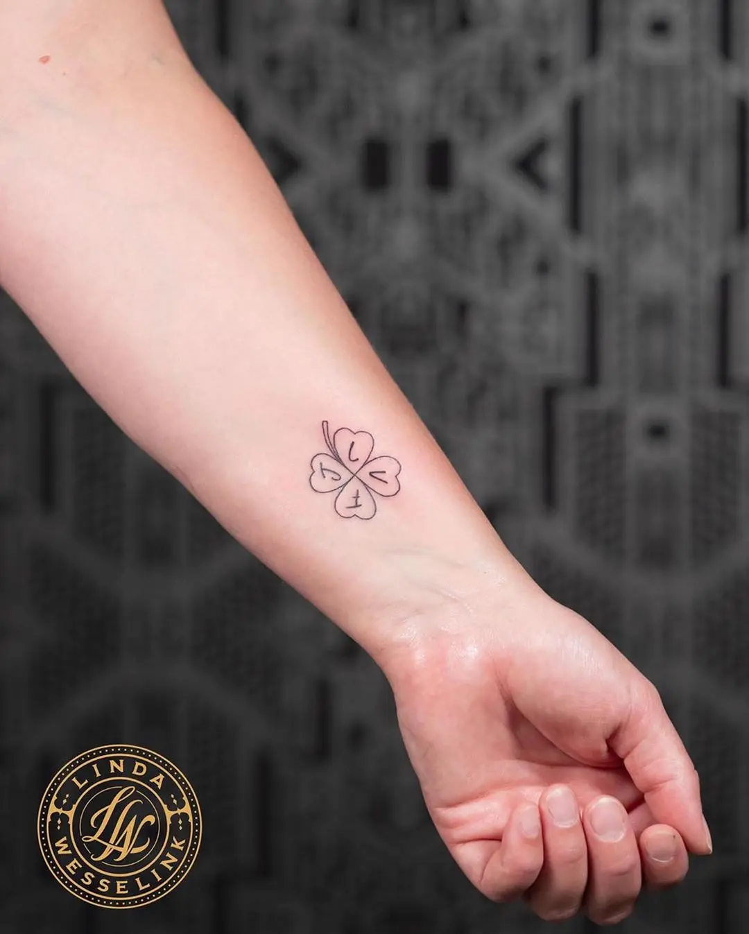 Galerías de Tatuajes Increíbles 10 ❉ 𝕷𝖎𝖓𝖉𝖆 ❉ 2020.07.30 6 of 8 A few small ones from last week 🍀 • • • • • shockstarinkdedemsvaarthardenbe