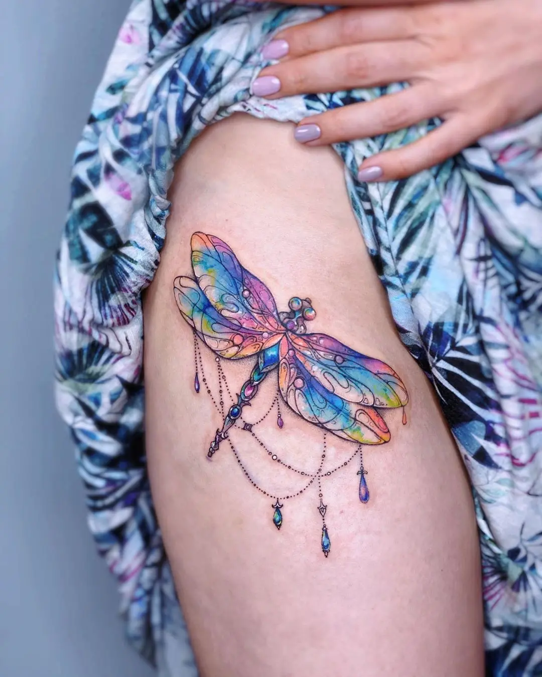 Galerías de Tatuajes Increíbles 69 Tattoo artist 2020.08.09 1 of 2 Украшать себя всевозможными способами неотъемлемая часть женской природы Это т
