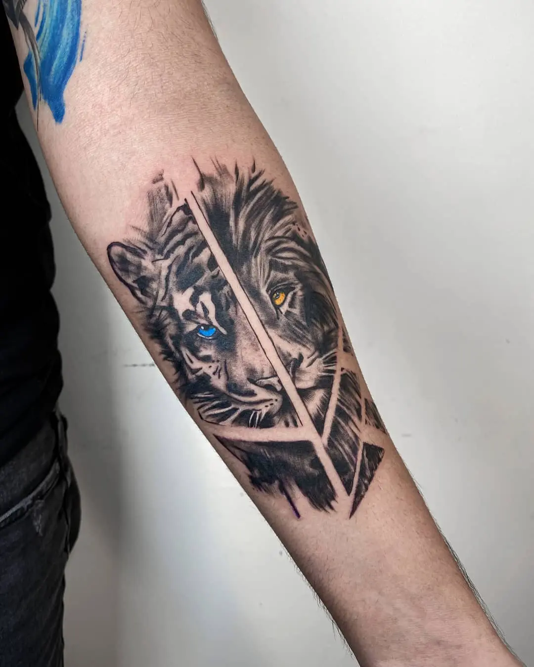 Galerías de Tatuajes Increíbles 28 Cengiz Bitirgiç Tattoo 📐 2020.08.09 🦁🐯 @cengizbitirgictattoo . . . . . . . . . art artdesign arte artist artc