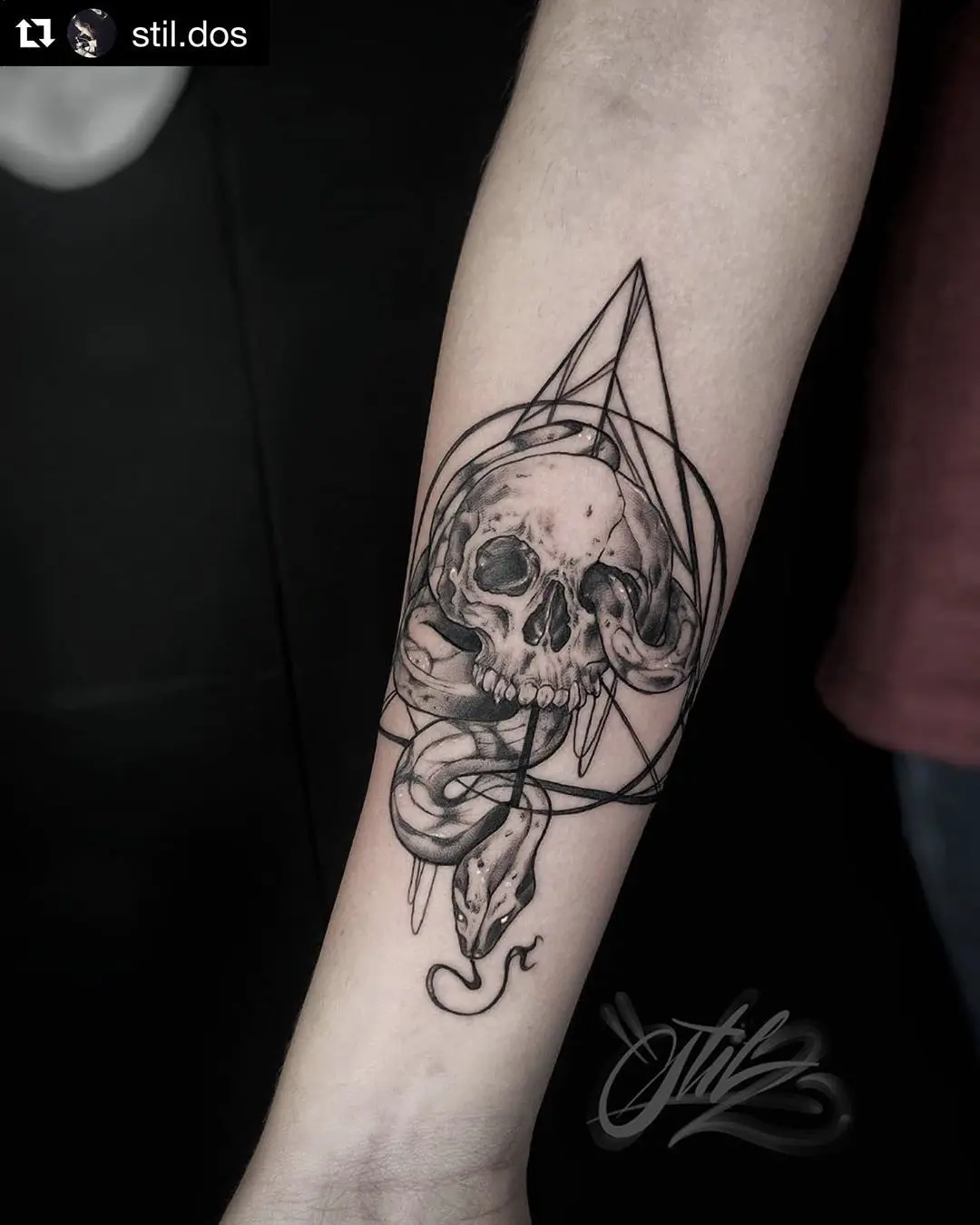 Galerías de Tatuajes Increíbles 65 LunaNuova Tattoo Studio 2020.08.01 Tattoo por @stil.dos en @lunanuovastudio • Repost @stil.dos with @get repost ・・