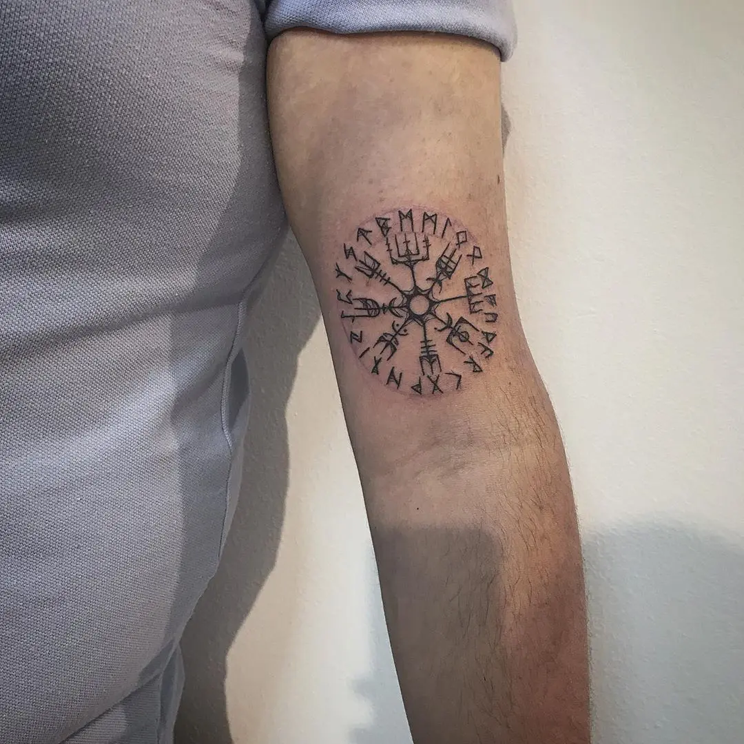 Galerías de Tatuajes Increíbles 67 Mickey Bastard Tattoo 2020.08.09 Brújula nórdica 👊🏻 Para citas y cotizaciones escríbeme por DM @mickeybastard