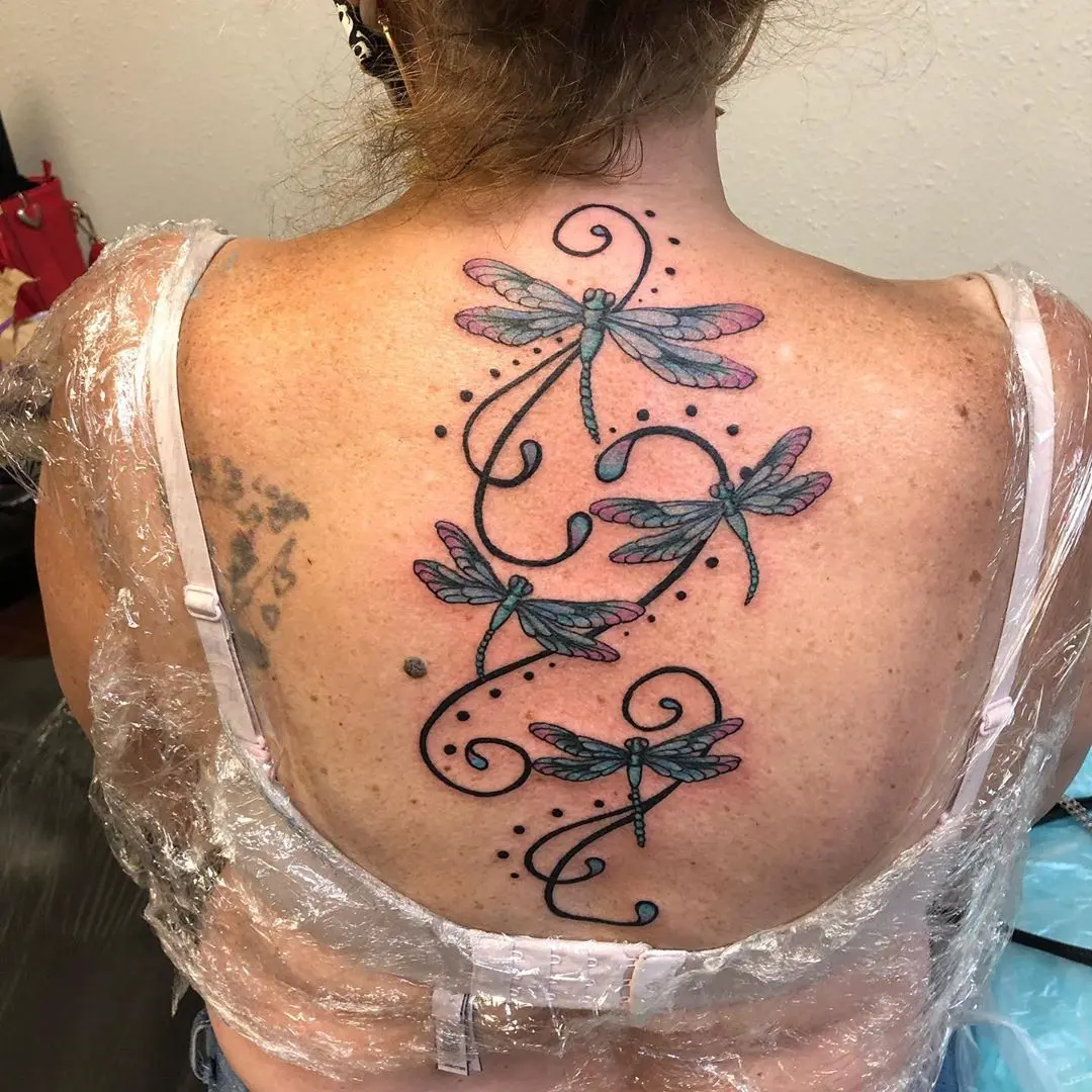Galerías de Tatuajes Increíbles 61 Real Eye Zing Art 2020.08.09 Sweet dragonflies from last week. 🥰 tattoo tattooartist dragonfly dragonfly