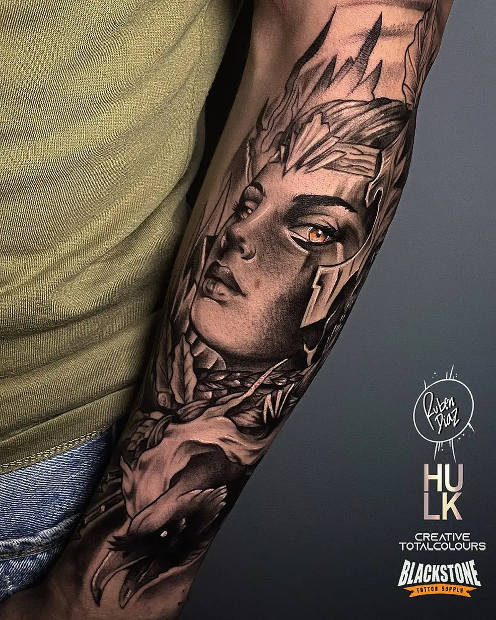 Galerías de Tatuajes Increíbles 76 Rubén Díaz 2020.08.07 💥 VALKIRIA 💥 Hecho en @kelevratattoostudio 🔥 COMENTA QUE TE PARECE MIL GRACI