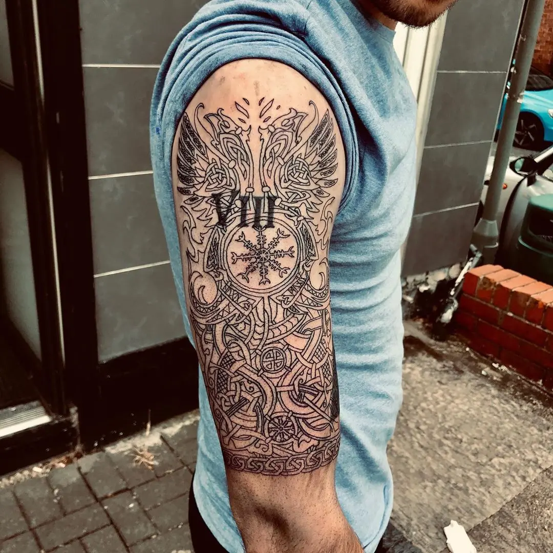 Galerías de Tatuajes Increíbles 78 Sam Lloyd 2020.08.07 As far as I got with this traditional nordic sleeve cover up today 😊🙌🏼 nor