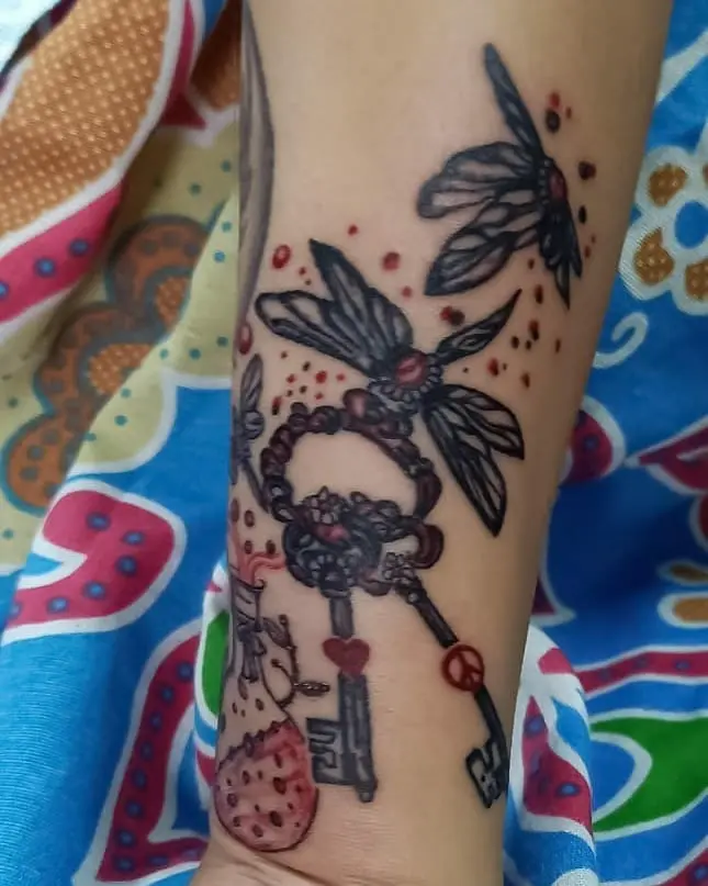 Galerías de Tatuajes Increíbles 65 Shilpa 2020.08.07 5 of 5 My magical moon child tattoo is almost done... ❤️🌙🍁💫 Tattoo Artist Canvas