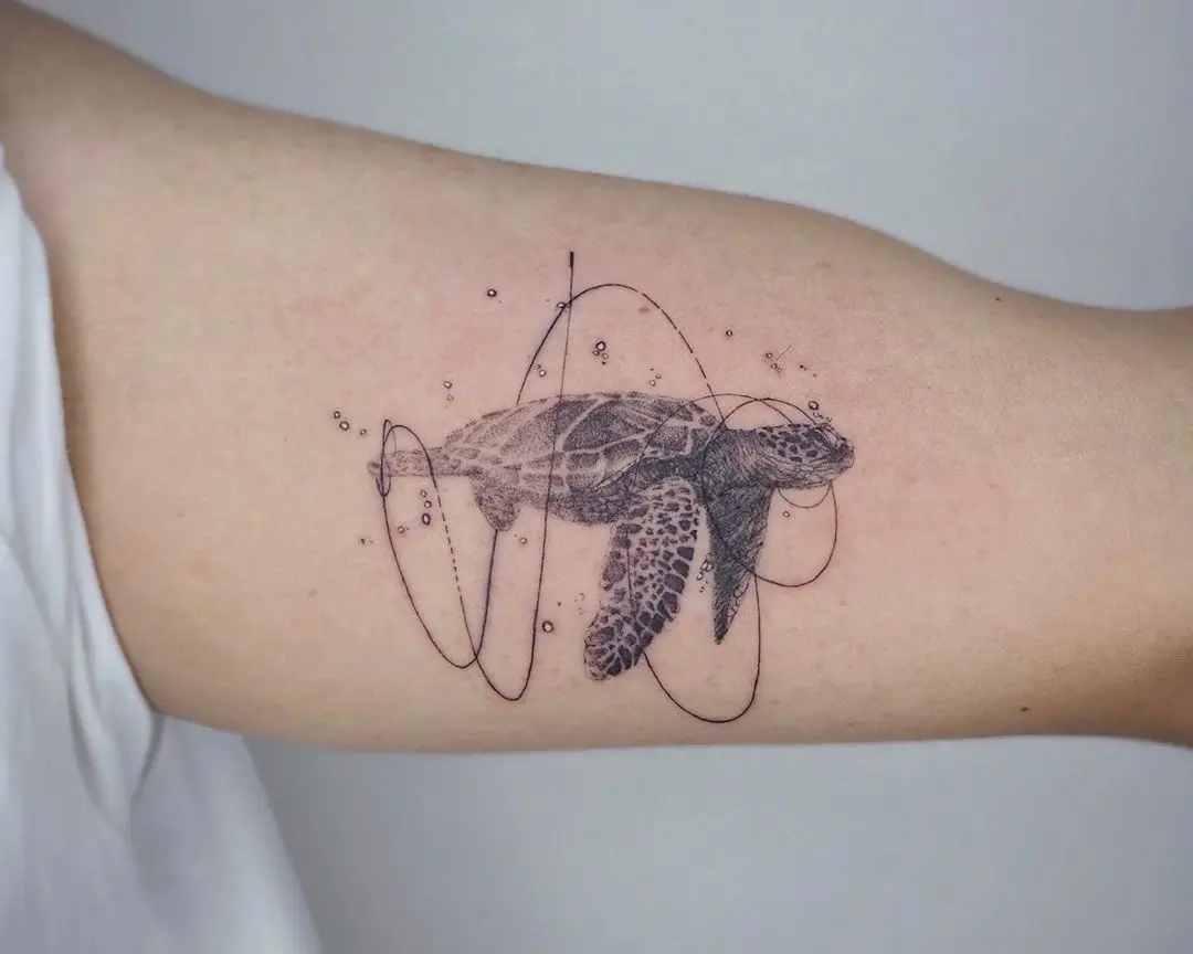 Galerías de Tatuajes Increíbles 95 짙은 ☾ 𝑍𝐼𝑇𝑇𝐸𝑵 2020.09.12 1 of 5 바다거북 green turtle 얇고 심플한 선으로 운동성이 표현되길 바라셨던 손님 Done at @studio da