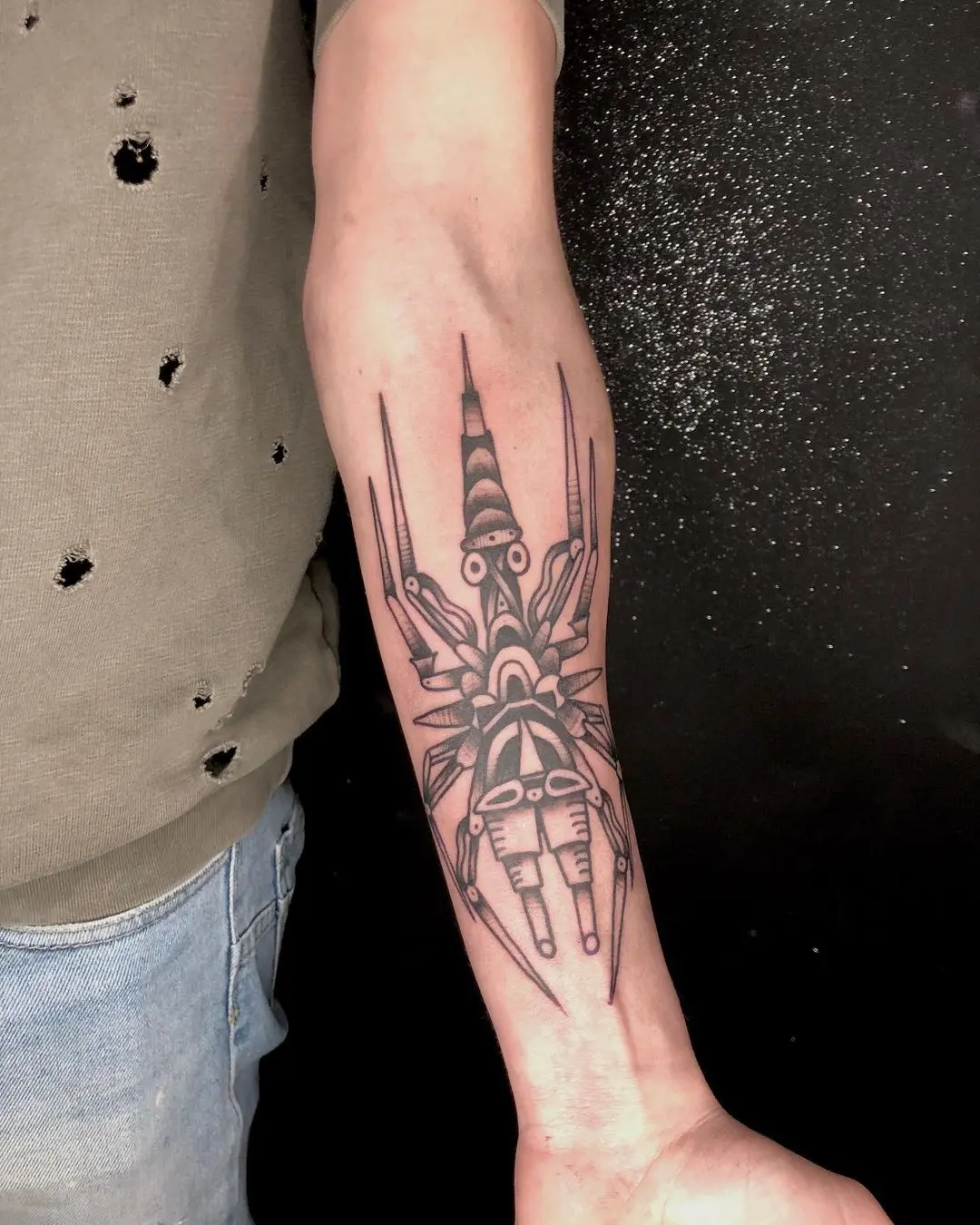 Galerías de Tatuajes Increíbles 32 M I K E 9 0✨TATTOO 2020.12.12 1 of 3 Cyborg trad scorpion 🦂 Thanks Ale . . . . . tattoo tradtattoo cyborgtradit