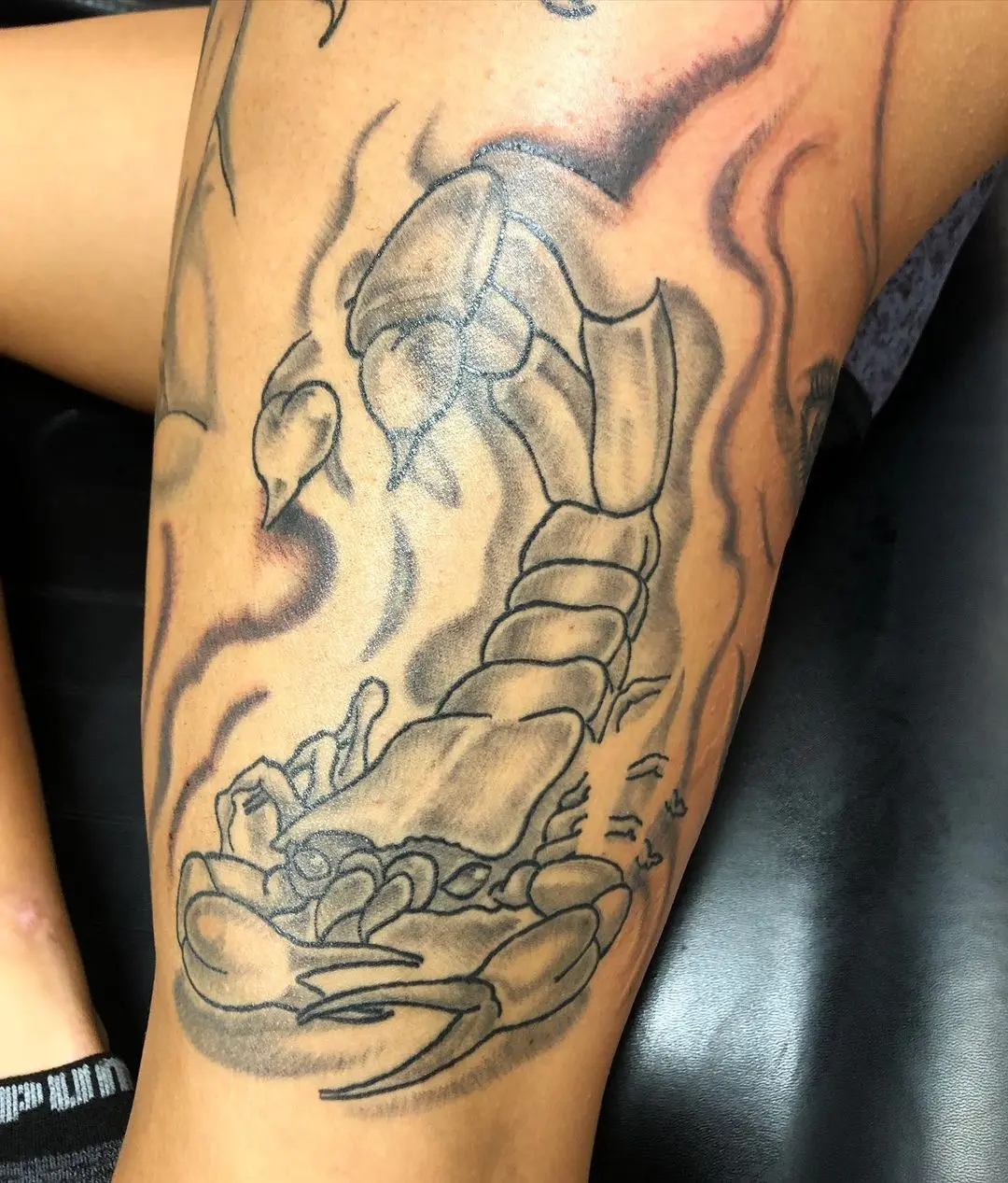 Galerías de Tatuajes Increíbles 50 The Shop Tattoos Piercings 🔥 2020.12.12 Another piece of a leg sleeve from Zach 🦂 ink inked tattoo tattooed black