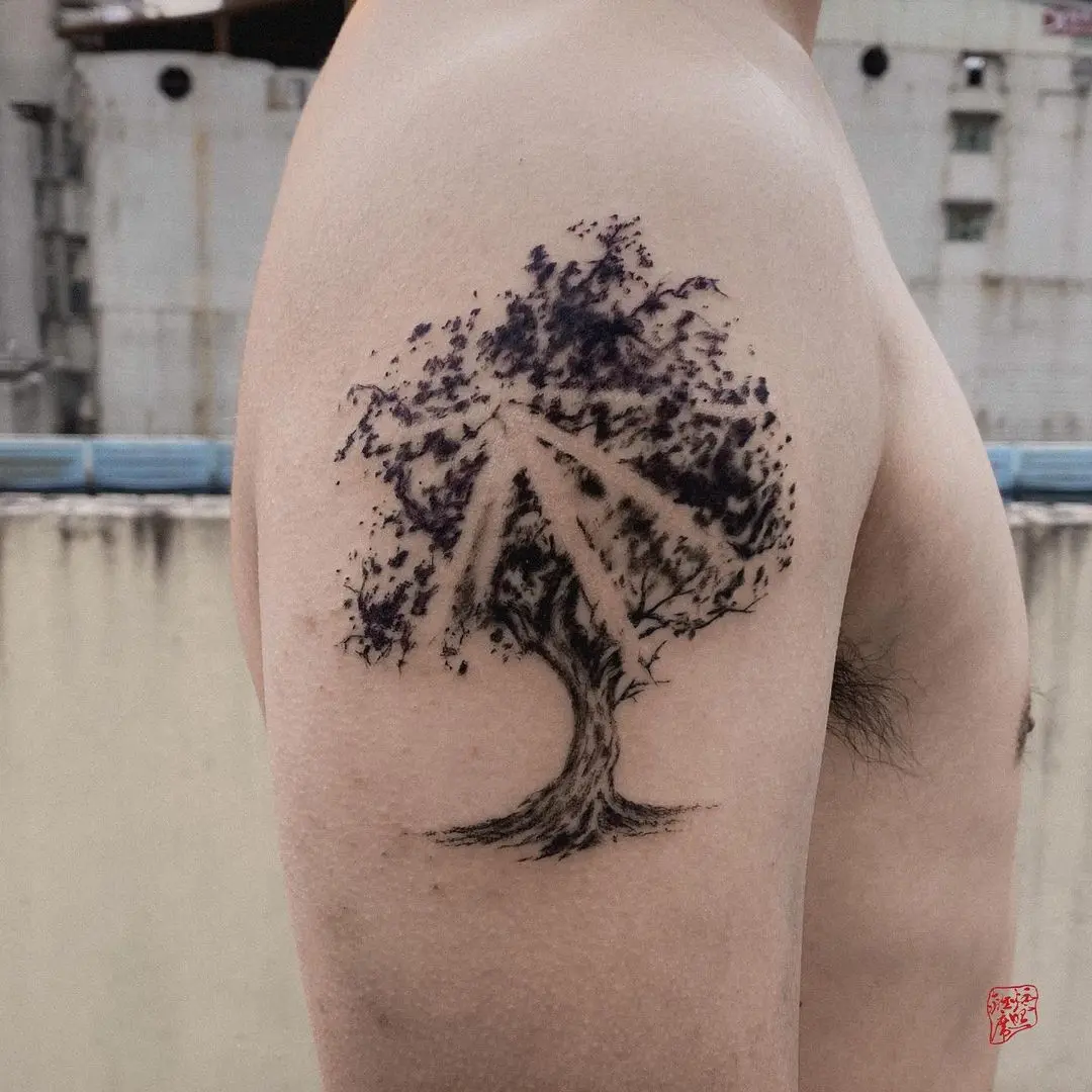 Galerías de Tatuajes Increíbles 12 燈照離席刺青所 2021.03.20 1 of 2 種樹 引光 . . . . . tattoo tatted inked treetattoo treepainting nottheretattoo