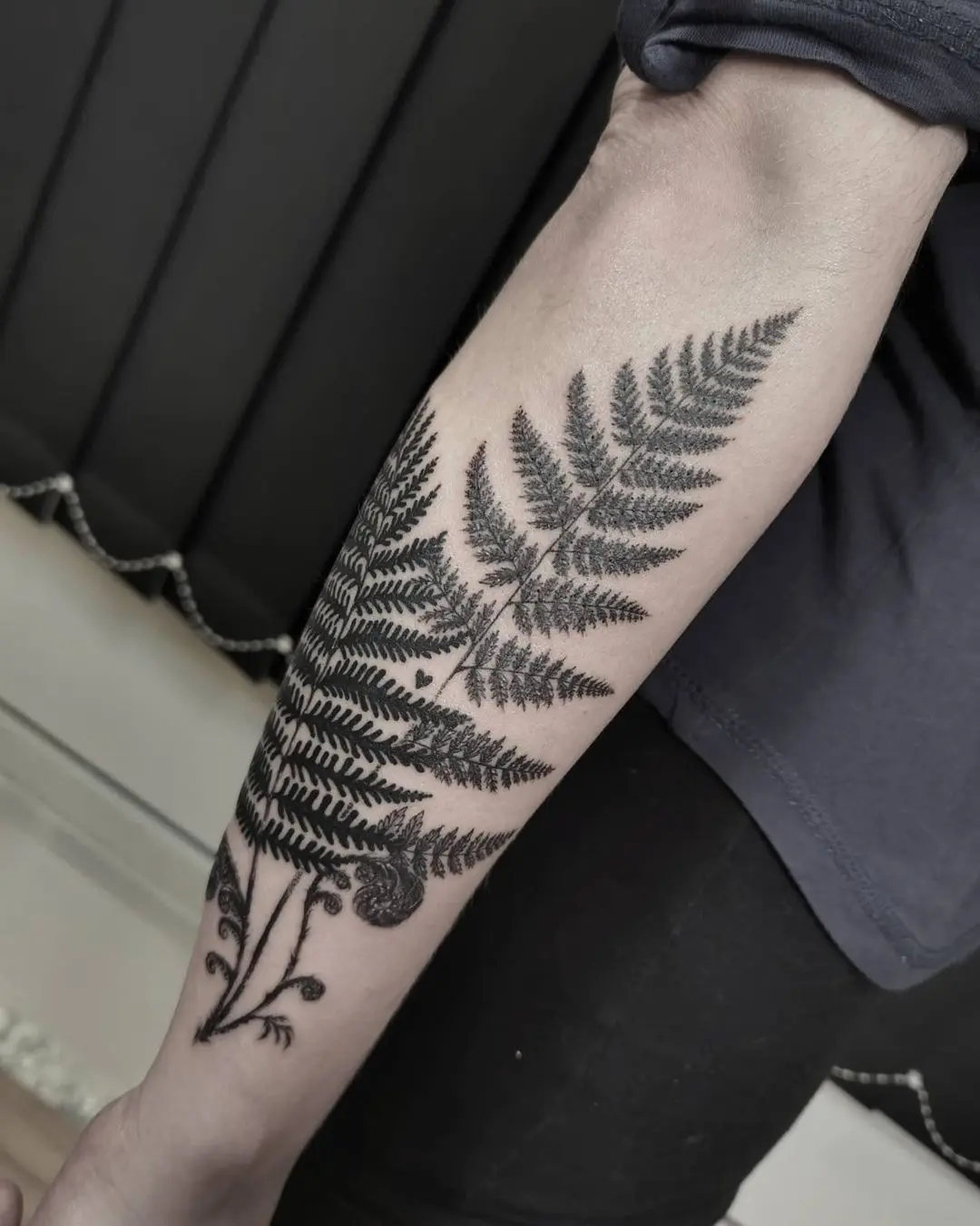 Galerías de Tatuajes Increíbles 4 TREE 2021.03.19 1 of 2 Vedeli jste ze ma kapradi magickou moc.. 🤫 tattoo ink inked czechtattoo o