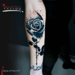 tattoo rosas negras