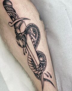 60 Tatuajes de Cobras 11 tatuaje de cobra