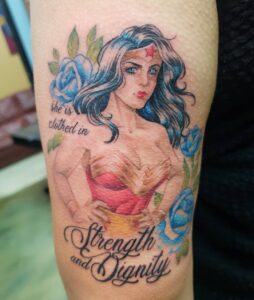 74 Tatuajes de Wonder Woman (Mujer Maravilla) 3 tatuaje wonder woman