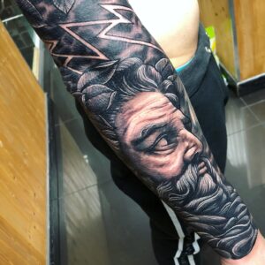 La belleza divina plasmada en la piel: Tatuajes de dioses griegos 1 tatuajes de dioses griegos