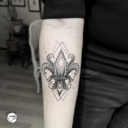 2476182257