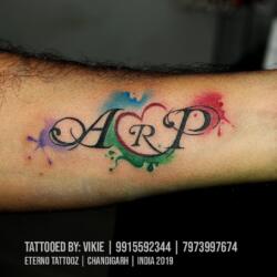 90 Tatuajes Con Iniciales de Varias Tipografías 22 1071427020