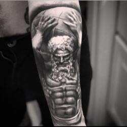 98 Tatuajes Romanos Impresionantes 88 3318798831