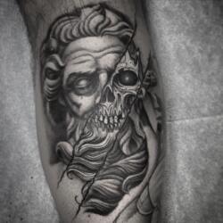 98 Tatuajes Romanos Impresionantes 92 4251413070