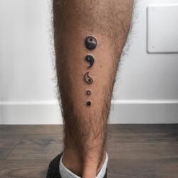 3078574106