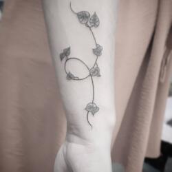 57 Tatuajes de Enredaderas Maravillosos 20 2556488708