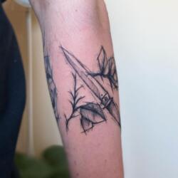 3815319916